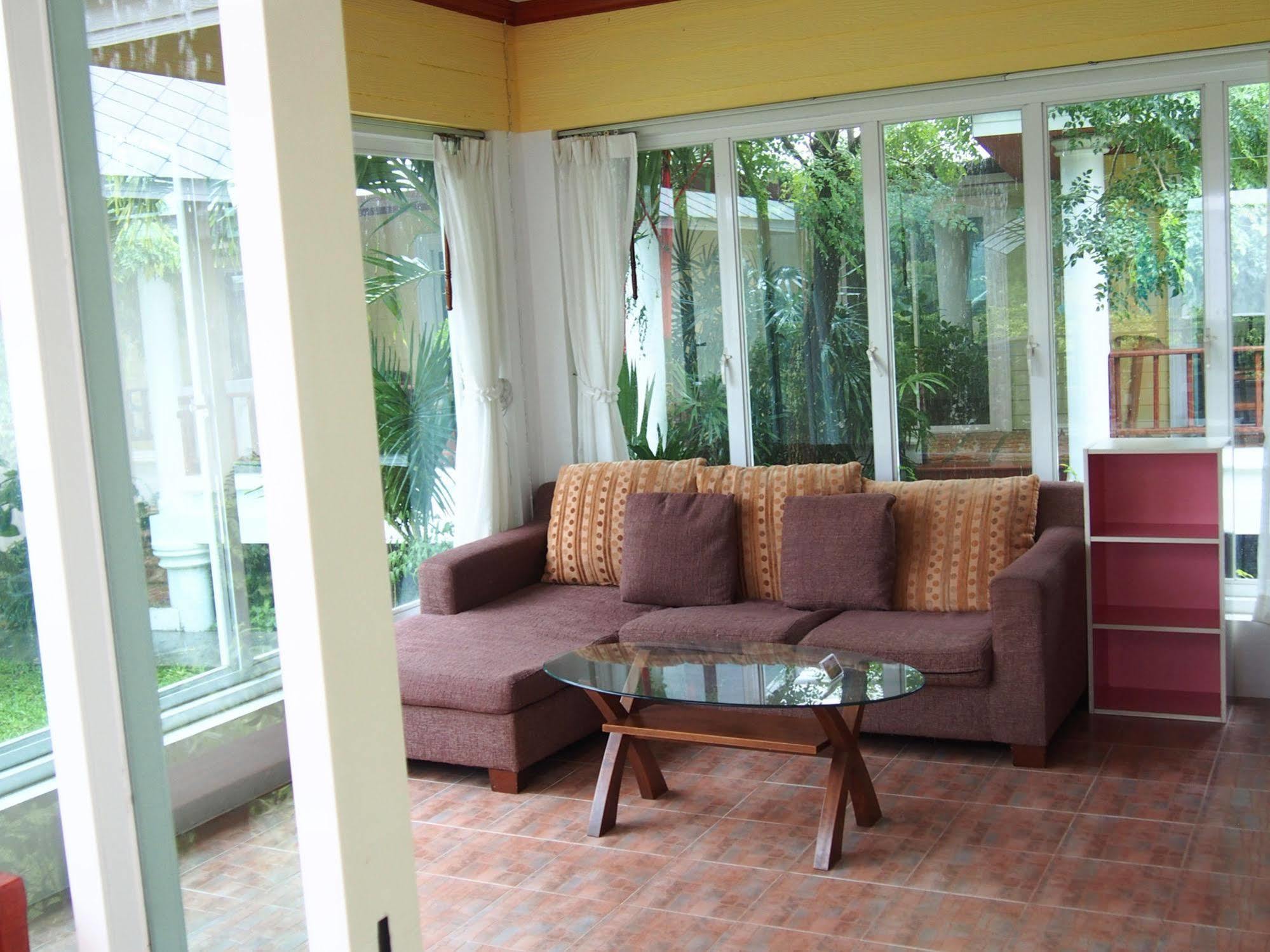 Lemon House Rumah percutian Patong